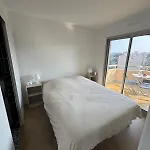 3-room In - Swimming Pool - Sea View