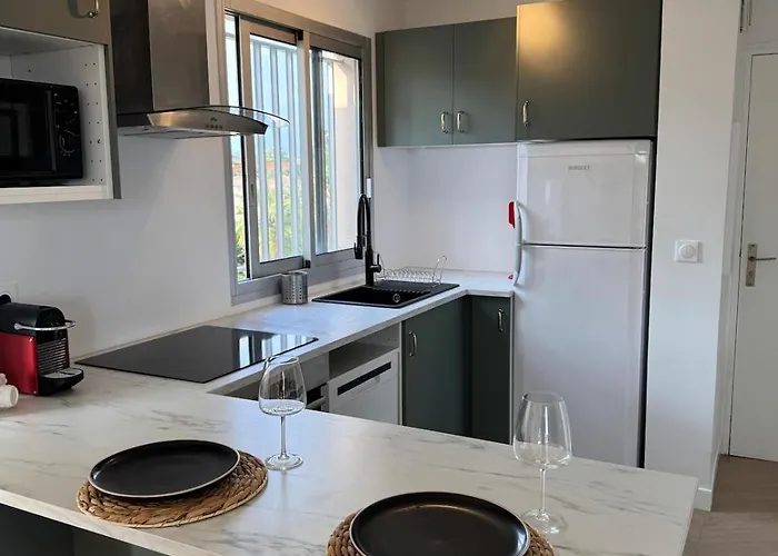 Daire 3-room In - Swimming Pool - Sea View Antibes